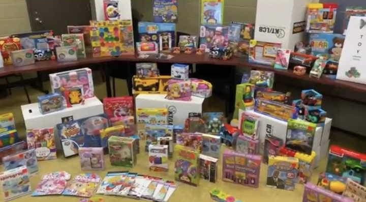 img of buying toys